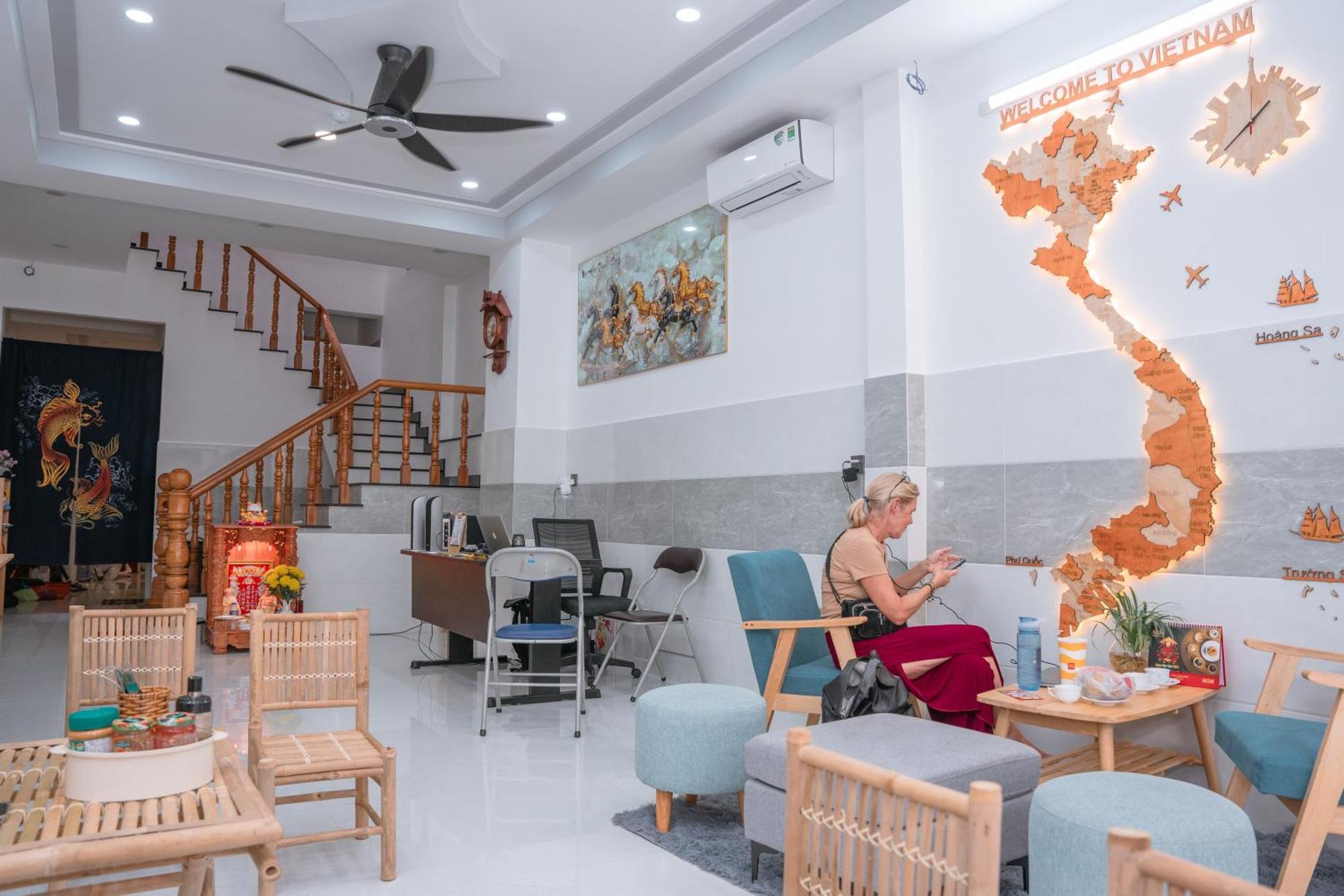 Aloha Saigon Premium Hostel By Local Travel Experts - Newly Opened, Less-Touristy Location, Spacious Rooms, Glass Shower Bathroom, Free Breakfast & Walking Tour Cidade de Ho Chi Minh Exterior foto